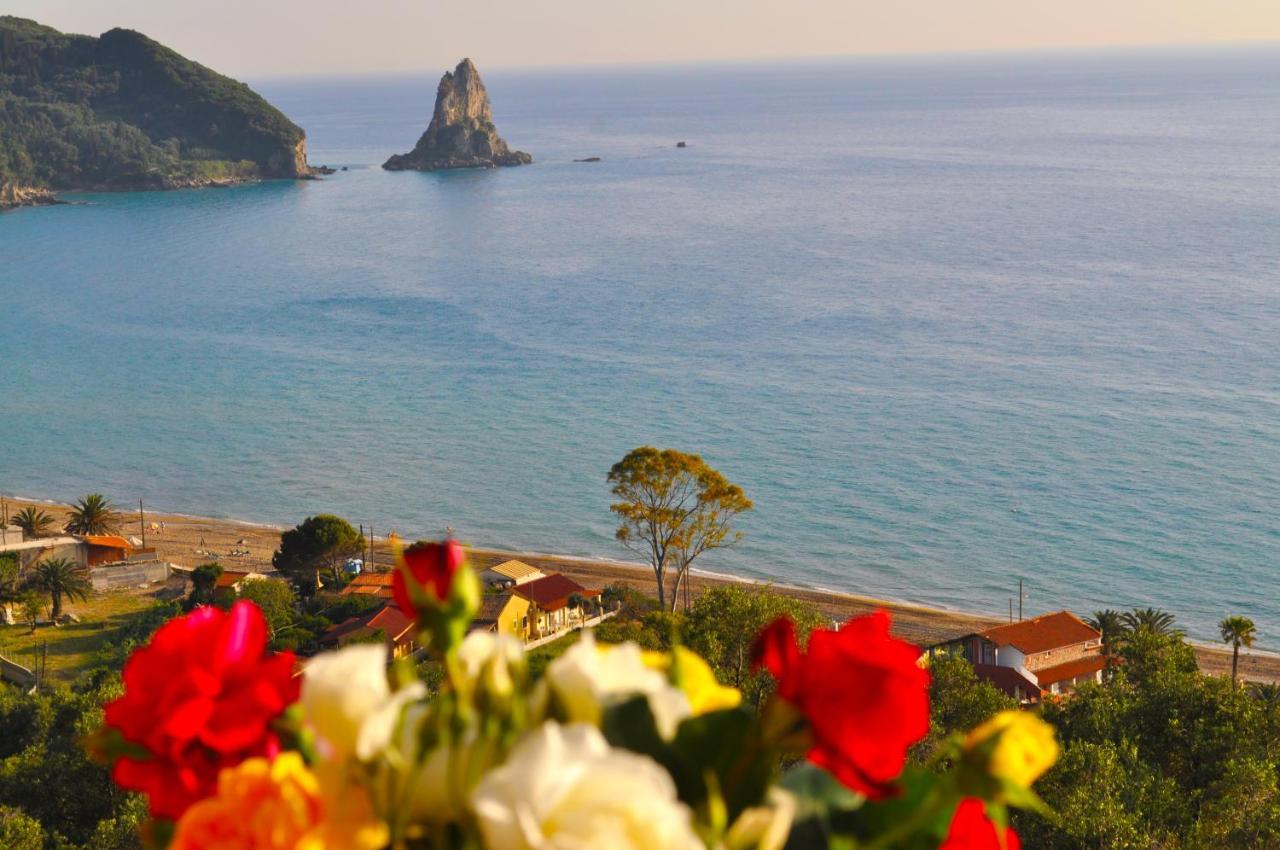 Beautiful Holiday Apartments Maria With Amazing Pool - Agios Gordios Beach Agios Gordios (Corfu) Exterior foto